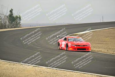 media/Jan-26-2025-CalClub SCCA (Sun) [[cfcea7df88]]/Group 3/Race/